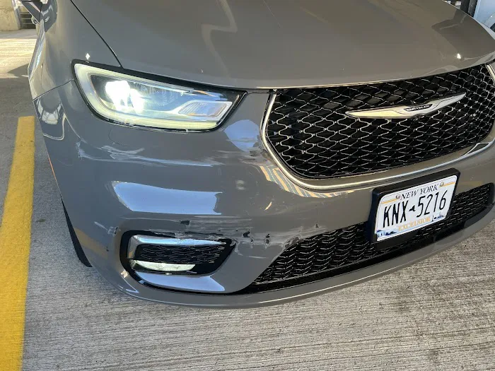 Avis Car Rental Picture 8