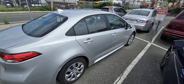 Enterprise Rent-A-Car Picture 5