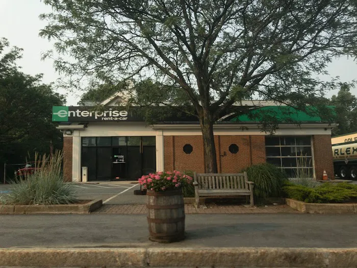 Enterprise Rent-A-Car Picture 8