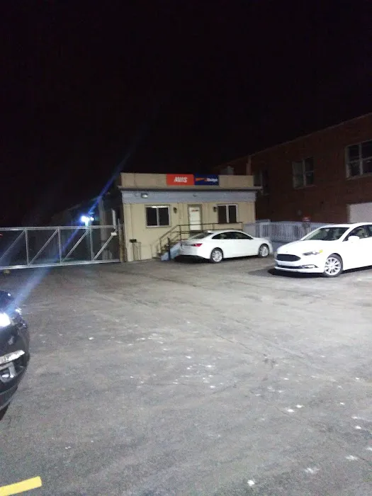Avis Car Rental Picture 1