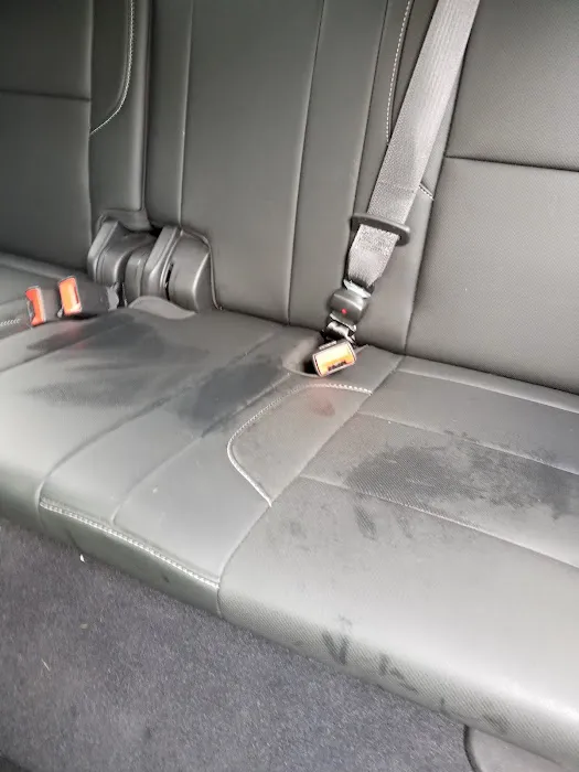 Avis Car Rental Picture 3