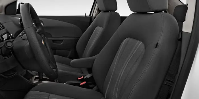 Real EZ Rent A Car Picture 2