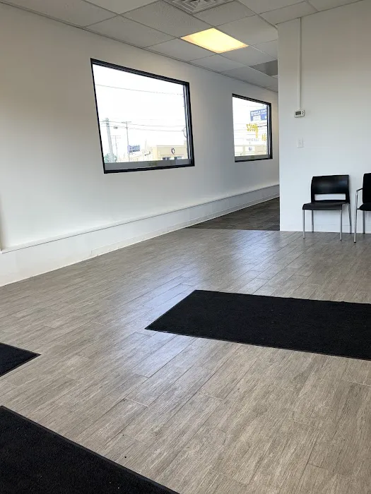 Hertz Car Rental - Parma - Brookpark Road Picture 10