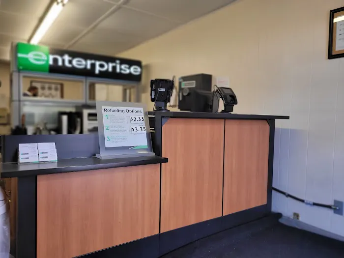 Enterprise Rent-A-Car Picture 3