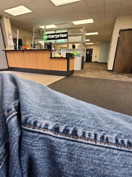 Enterprise Rent-A-Car Picture 3