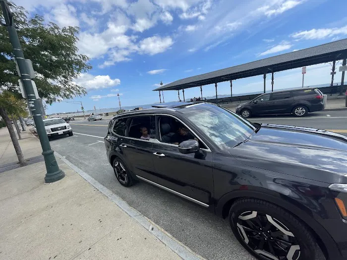Avis Car Rental Picture 6