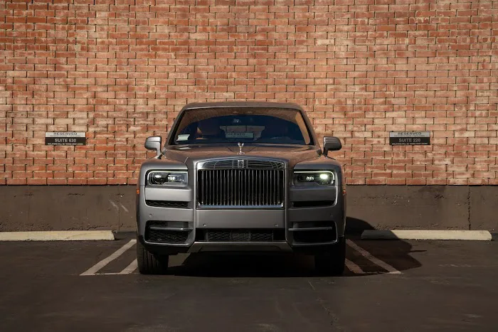 Boston Luxury Car Rental Picture 10