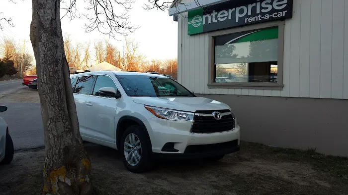 Enterprise Rent-A-Car Picture 3