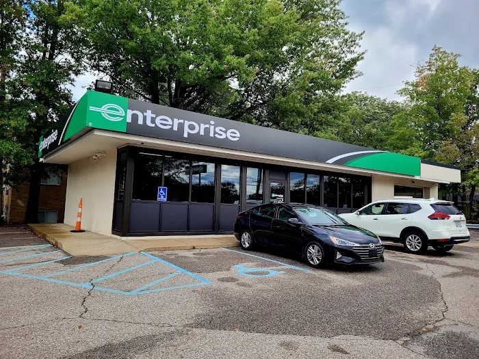 Enterprise Rent-A-Car Picture 7