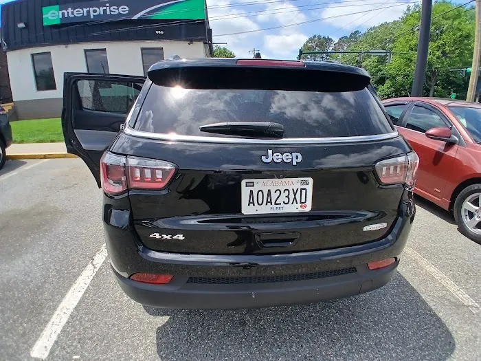 Enterprise Rent-A-Car Picture 6