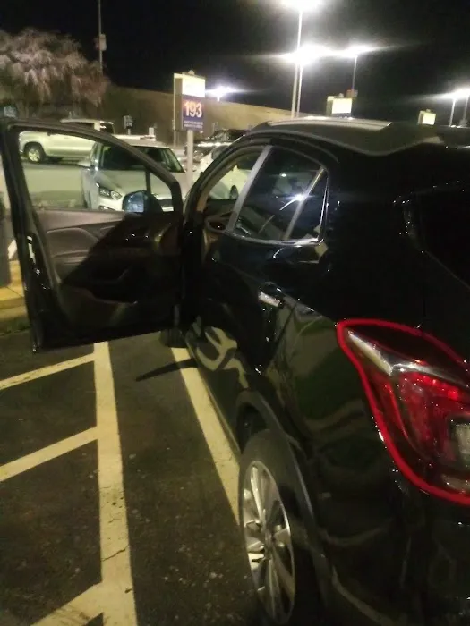 Hertz Car Rental - Greensboro International Airport-(GSO) Picture 5