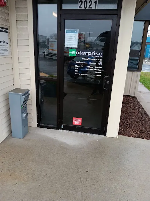 Enterprise Rent-A-Car Picture 2