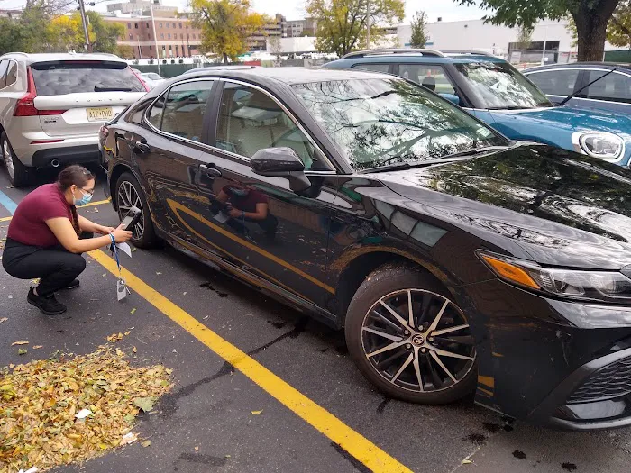 Enterprise Rent-A-Car Picture 8