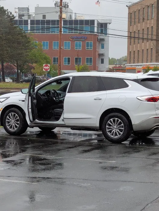 Avis Car Rental Picture 1