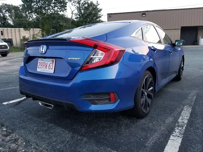 Budget Car Rental Picture 3