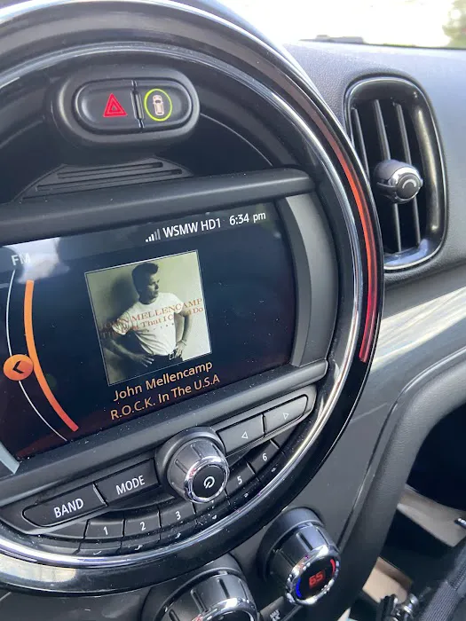 Enterprise Rent-A-Car Picture 7