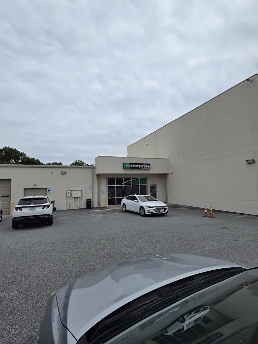 Enterprise Rent-A-Car Picture 4