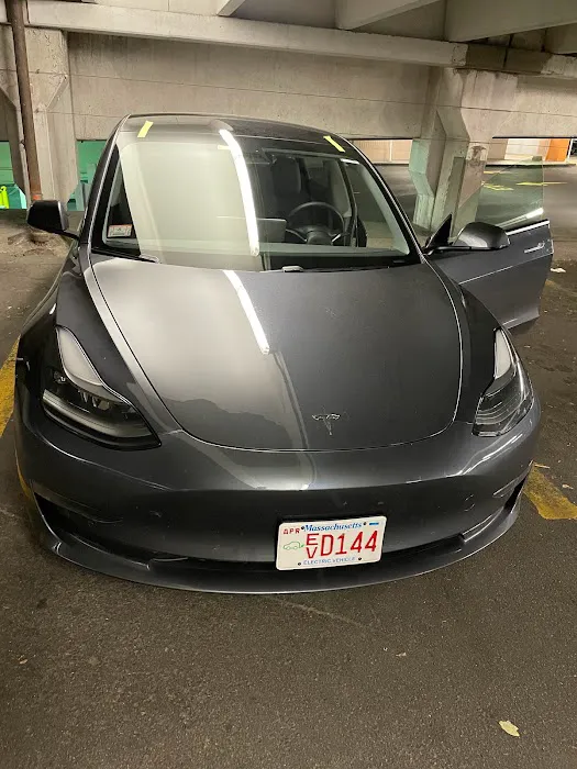 Dave's Car Rentals Picture 6