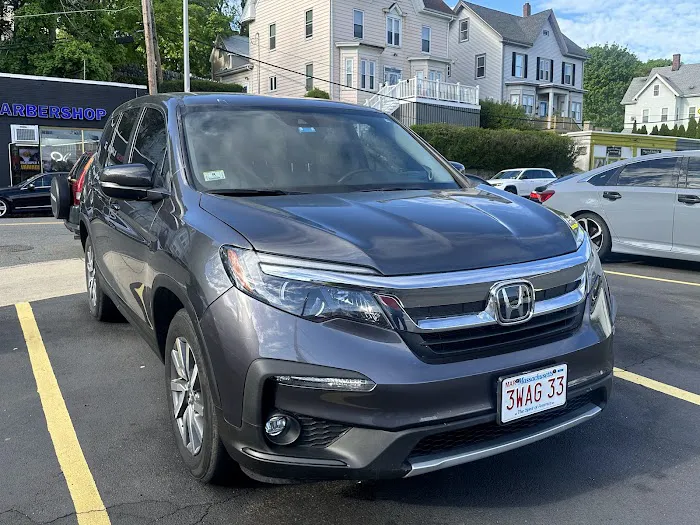 Uni Auto Rental Picture 9