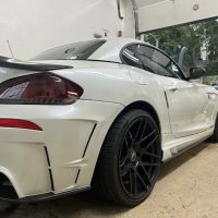 Uni Auto Rental ico