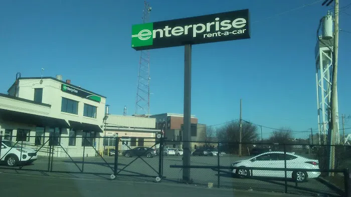 Enterprise Rent-A-Car Picture 6