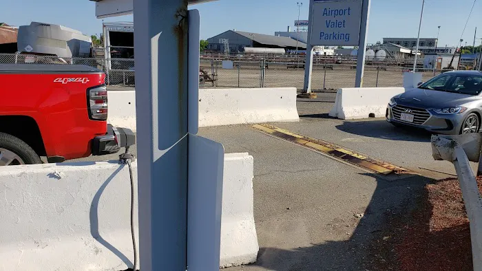 Thrifty Car Rental - Revere Ma Tle Picture 3