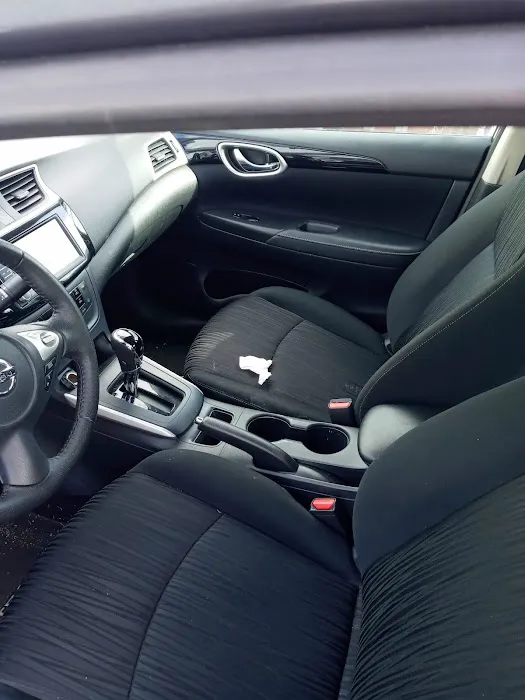 Avis Car Rental Picture 2