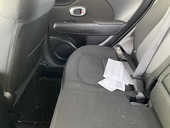 Avis Car Rental Picture 5