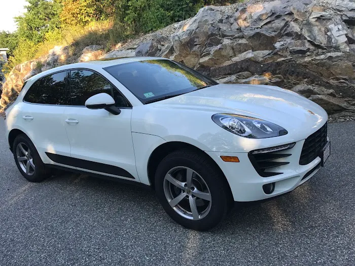 C&M Luxury Car Rentals Picture 4