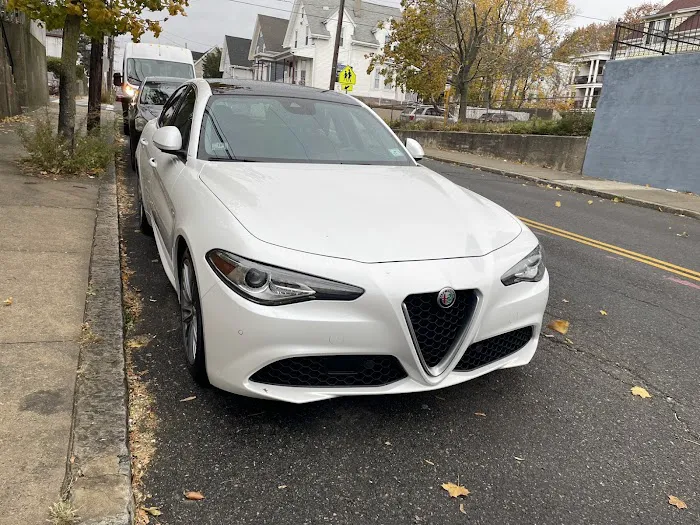 C&M Luxury Car Rentals Picture 10