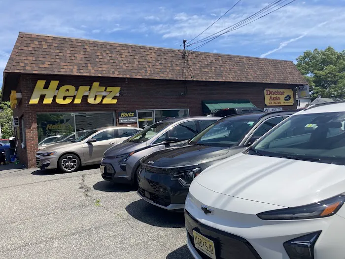 Hertz Car Rental - North Chelmsford - Middlesex Street Picture 3