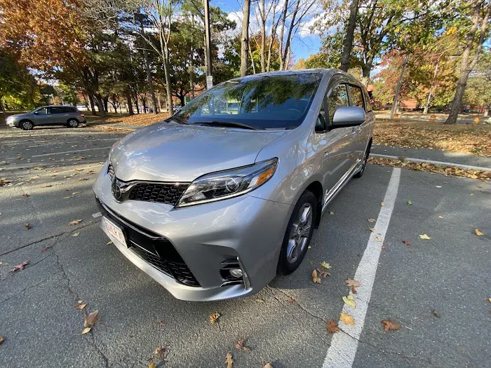 North Shore Car Rental Picture 7