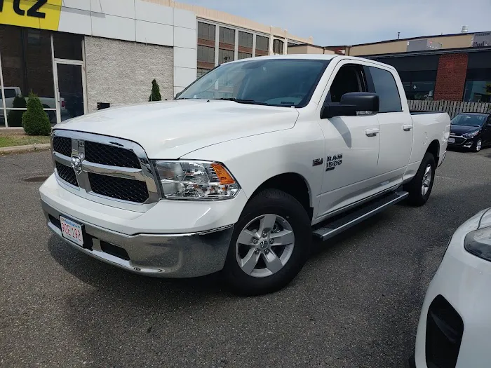 Hertz Car Rental - Lynn - Lynnway Picture 7