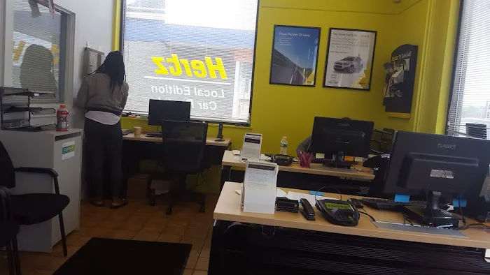Hertz Car Rental - Peabody - Andover Street Picture 8