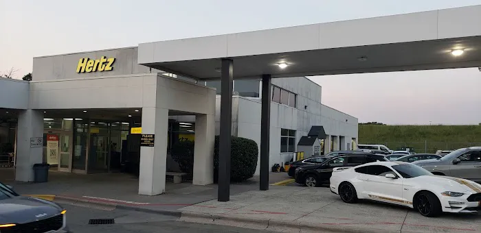 Thrifty Car Rental - Raleigh - Durham International Airport Picture 9