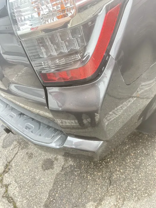 Avis Car Rental Picture 7