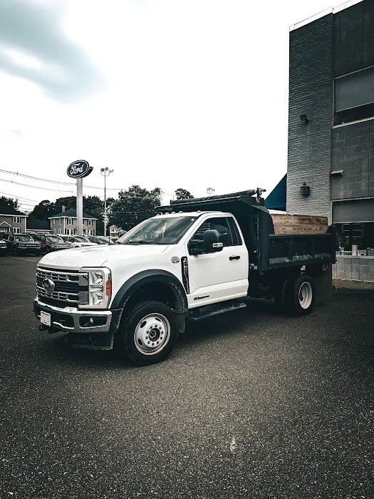 Danvers Ford Rentals Picture 3