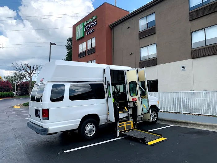 RDU Medical Transport Group LLC Picture 5
