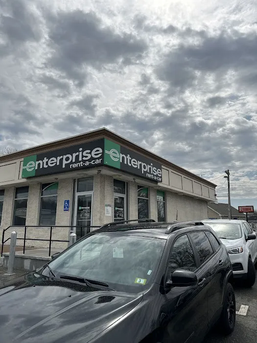 Enterprise Rent-A-Car Picture 5