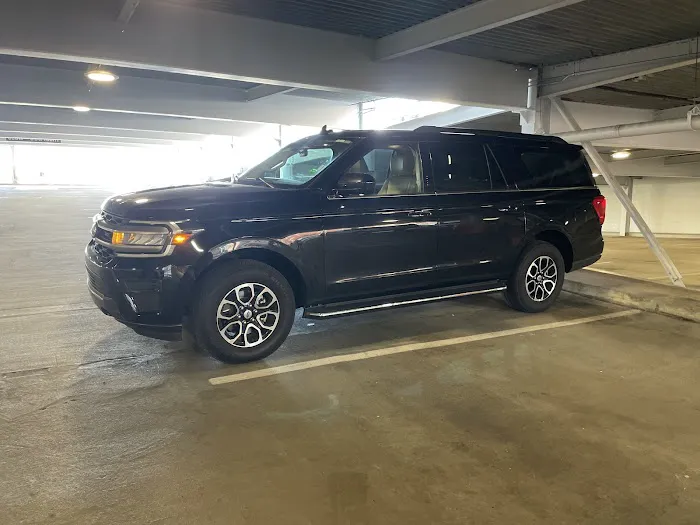 Avis Car Rental Picture 4