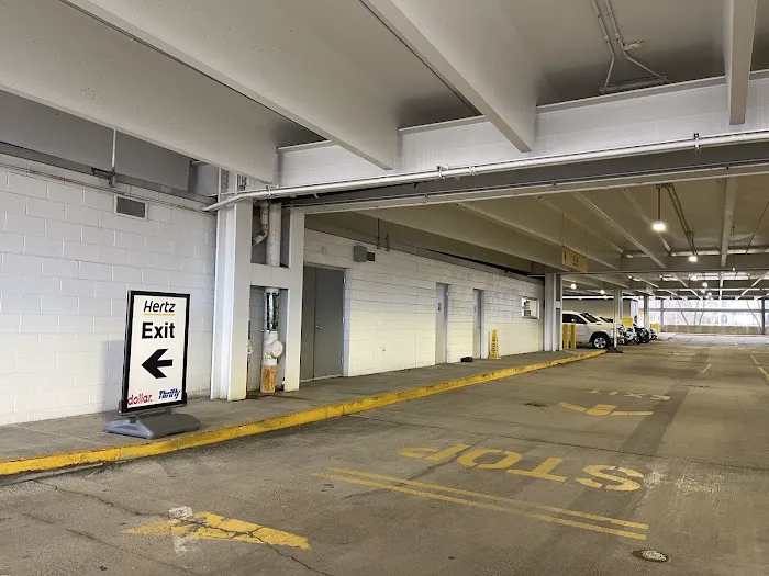 Hertz Car Rental - Manchester - Manchester - Boston Regional Airport (MHT) Picture 9