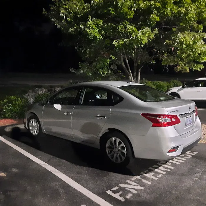 Enterprise Rent-A-Car Picture 7
