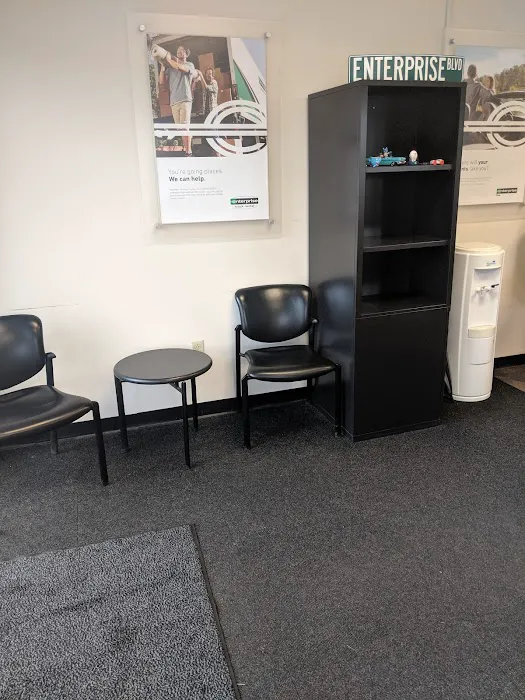 Enterprise Rent-A-Car Picture 3