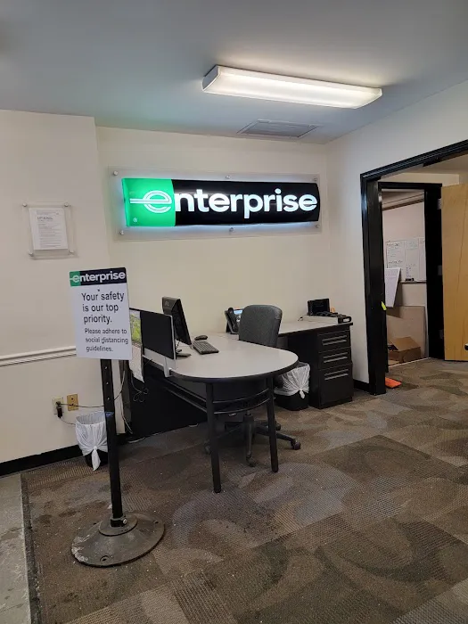 Enterprise Rent-A-Car Picture 9