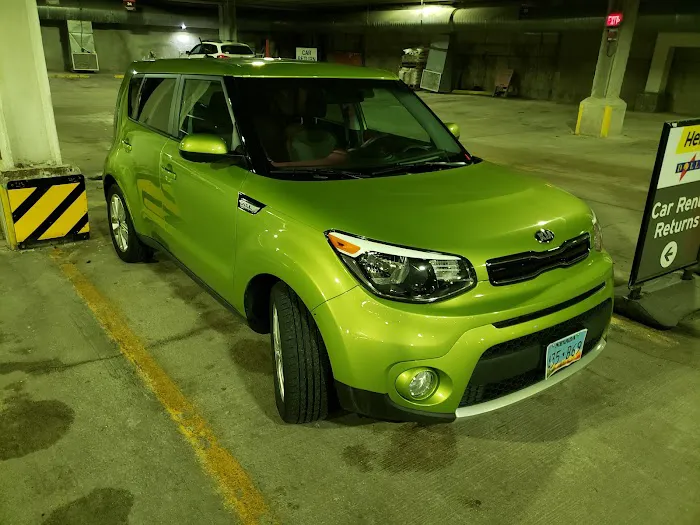 Dollar Car Rental - Portland (MAINE) International Jetport Picture 6