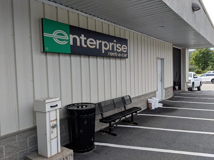 Enterprise Rent-A-Car Picture 4
