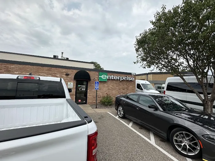Enterprise Rent-A-Car Picture 8