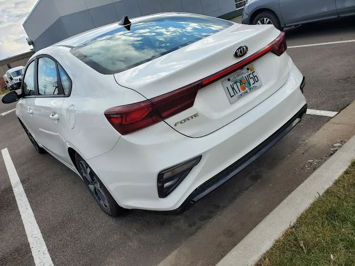 Budget Car Rental Picture 3