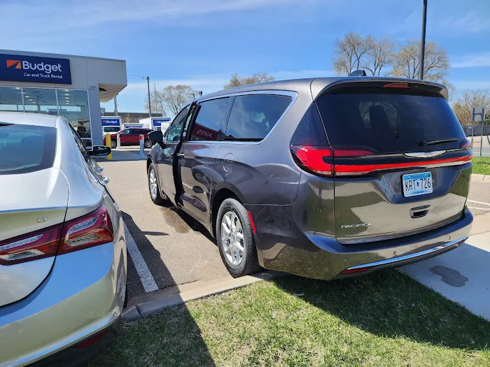 Avis Car Rental Picture 9