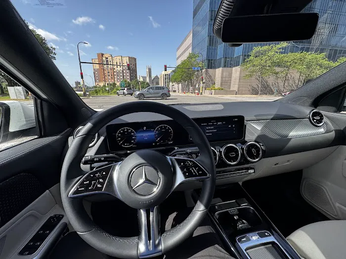 SIXT Rent A Car Minneapolis Downtown Picture 6